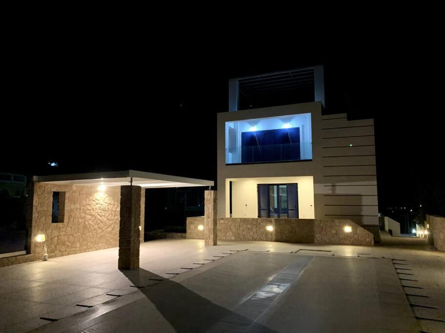 Souvala /Aegina. Excellent Location Luxury Villa. Vathí المظهر الخارجي الصورة